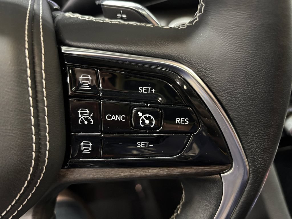 Used 2022 Jeep Grand Cherokee L Overland AWD/4WD image 29