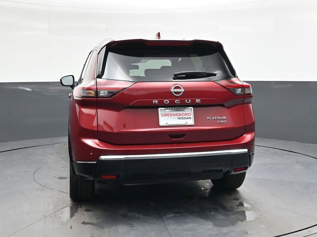 Used 2025 Nissan Rogue Platinum w/ Platinum Premium Package image 5
