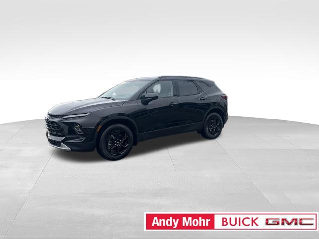 Used 2025 Chevrolet Blazer LT w/ Convenience Package FWD image 8