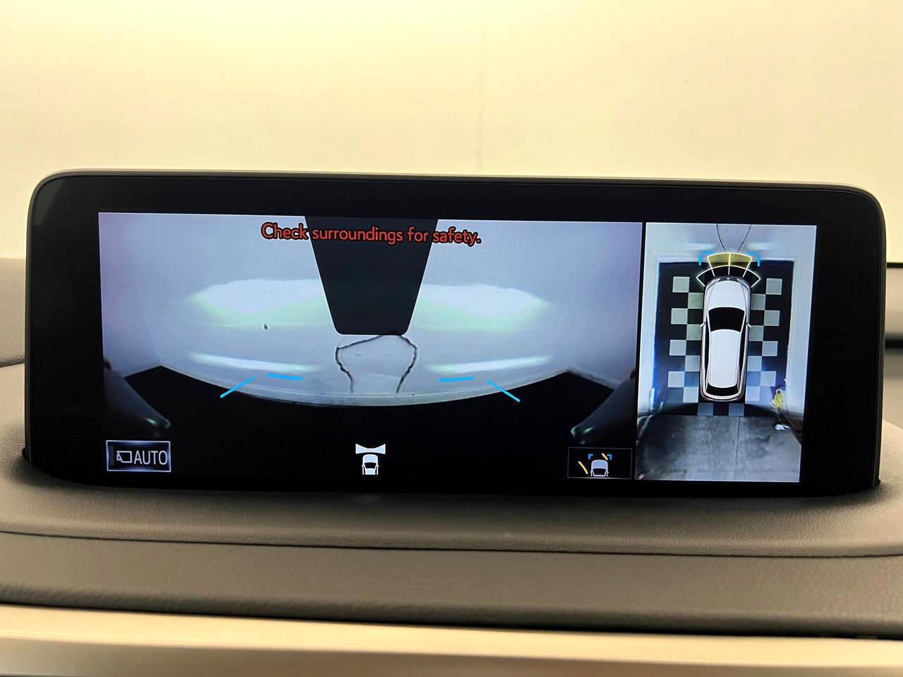 Used 2022 Lexus RX 450h AWD w/ Luxury Package image 23