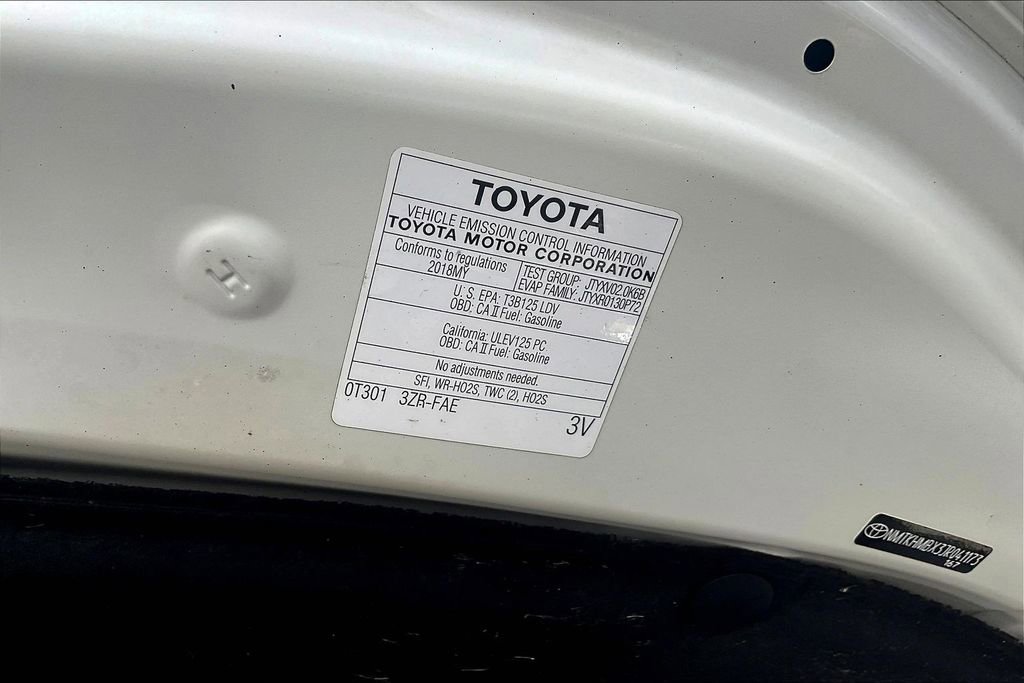 Used 2018 Toyota C-HR XLE FWD image 29