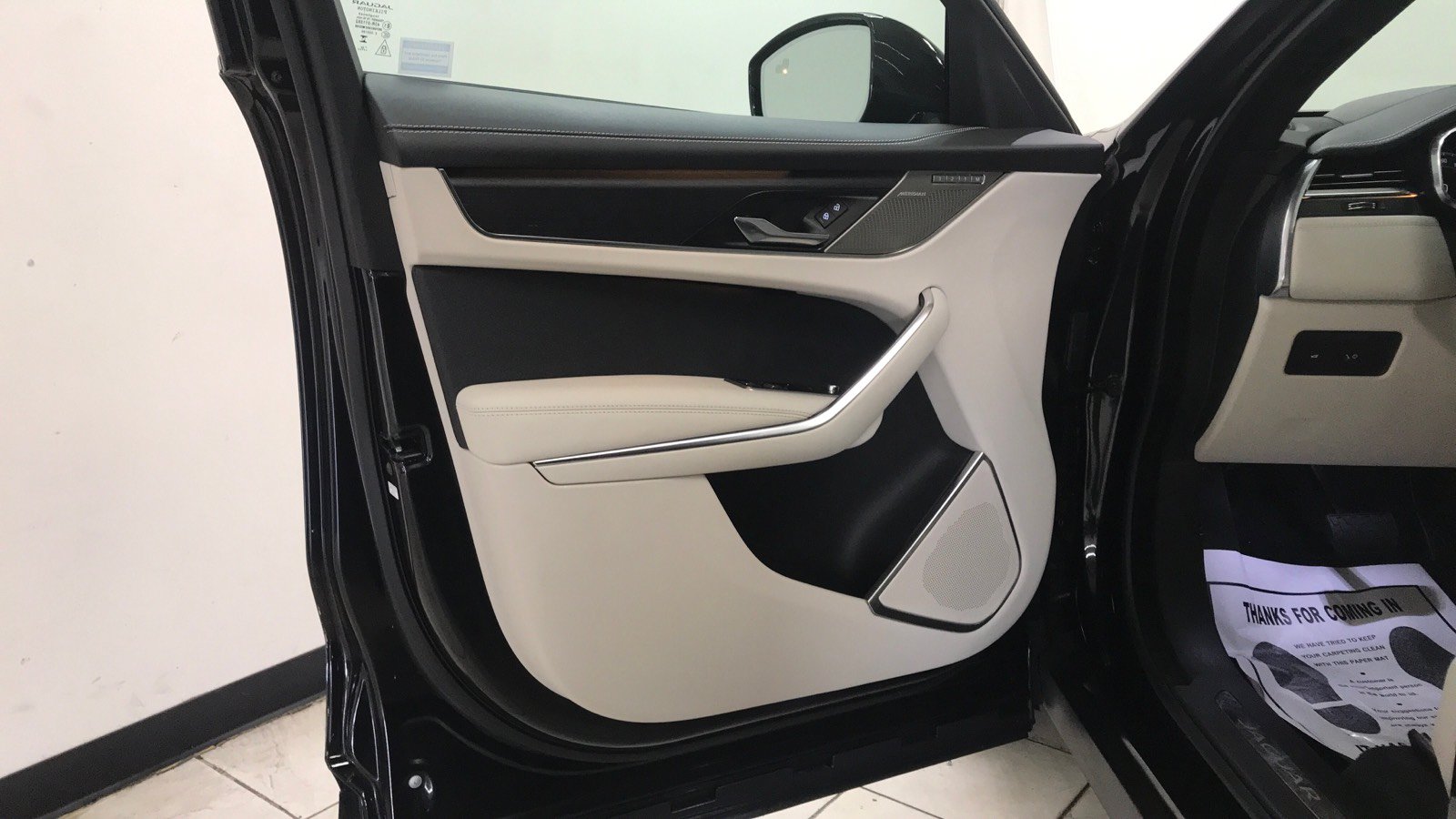 Used 2024 Jaguar F-PACE R-Dynamic S AWD/4WD image 8