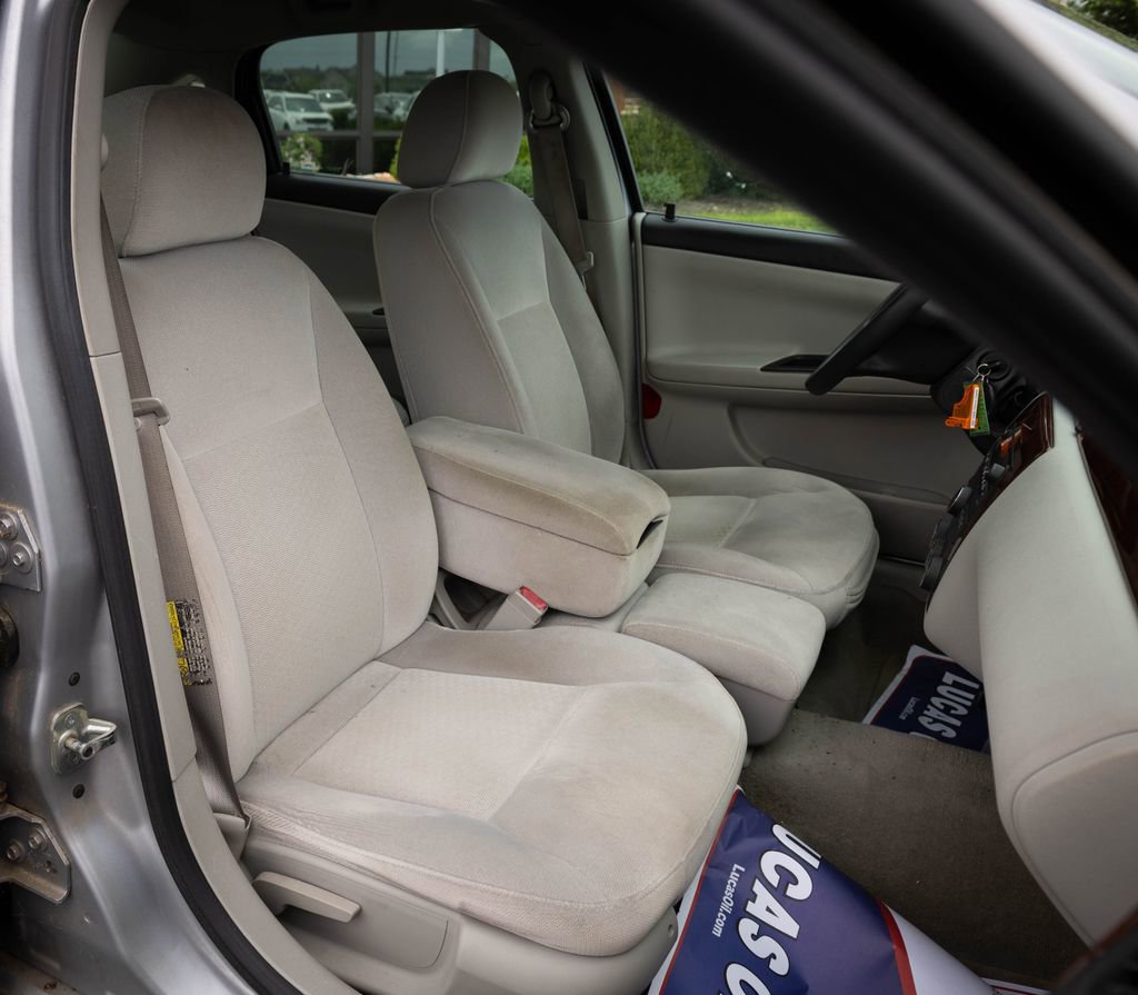 Used 2006 Chevrolet Impala LS FWD image 24
