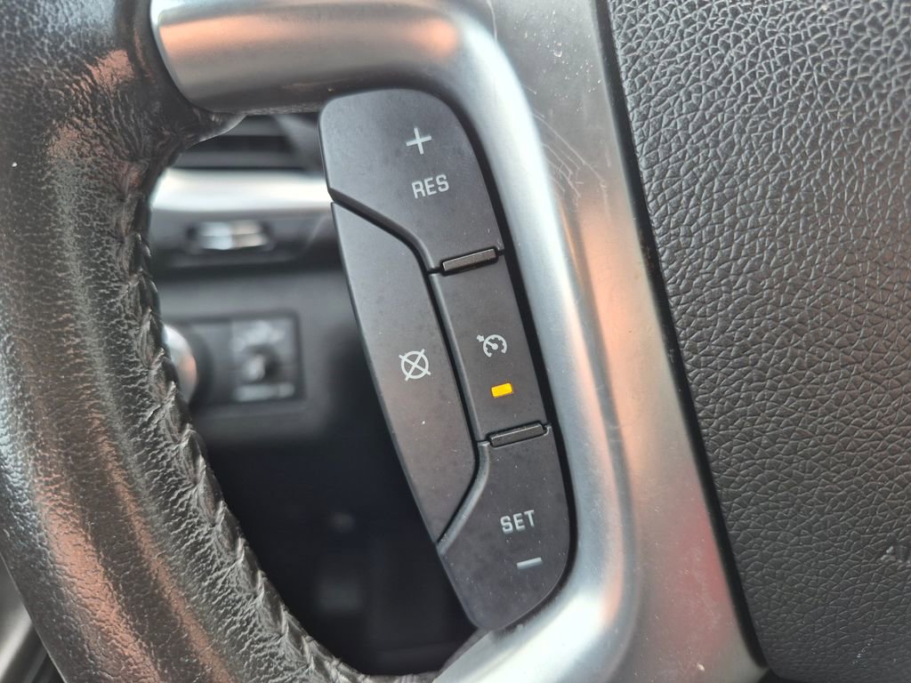 Used 2017 Chevrolet Traverse LT FWD image 20