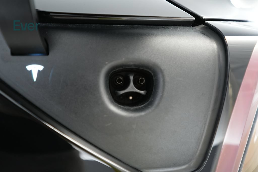 Used 2021 Tesla Model 3 Standard Range Plus RWD image 10