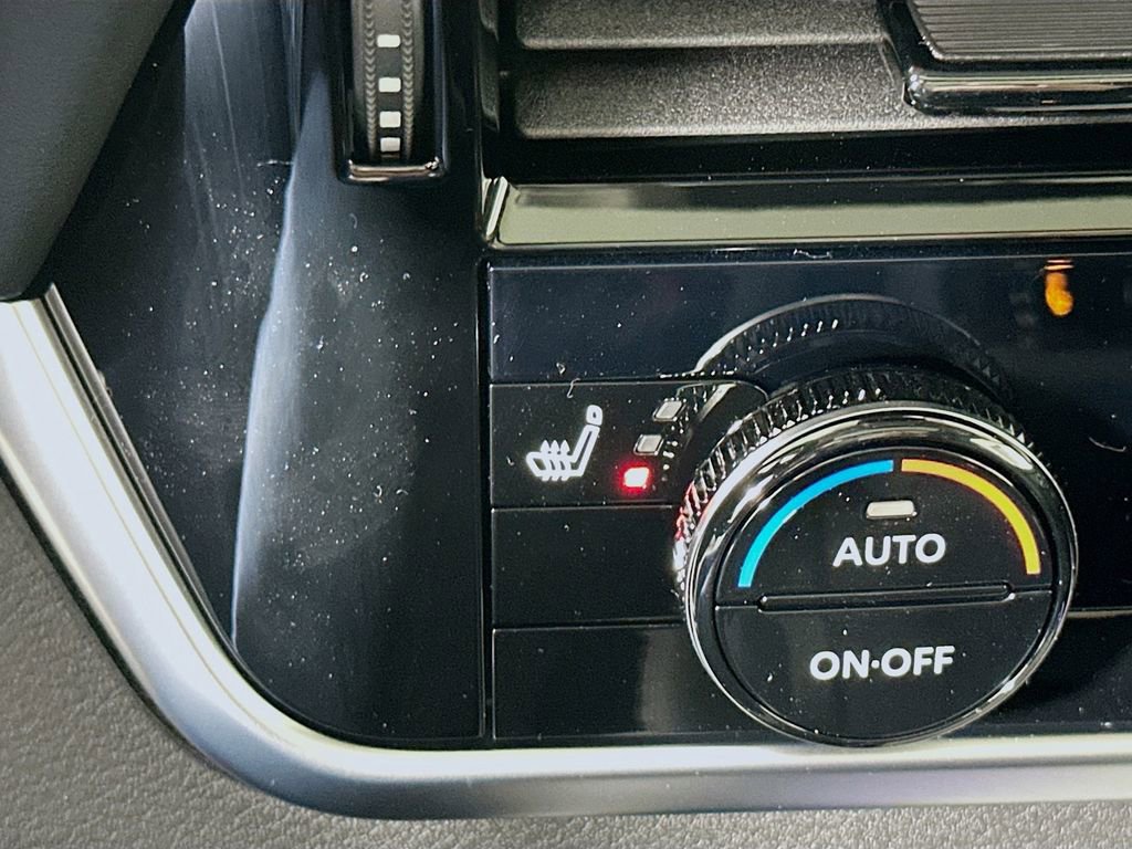 New 2026 Nissan Rogue Platinum image 28