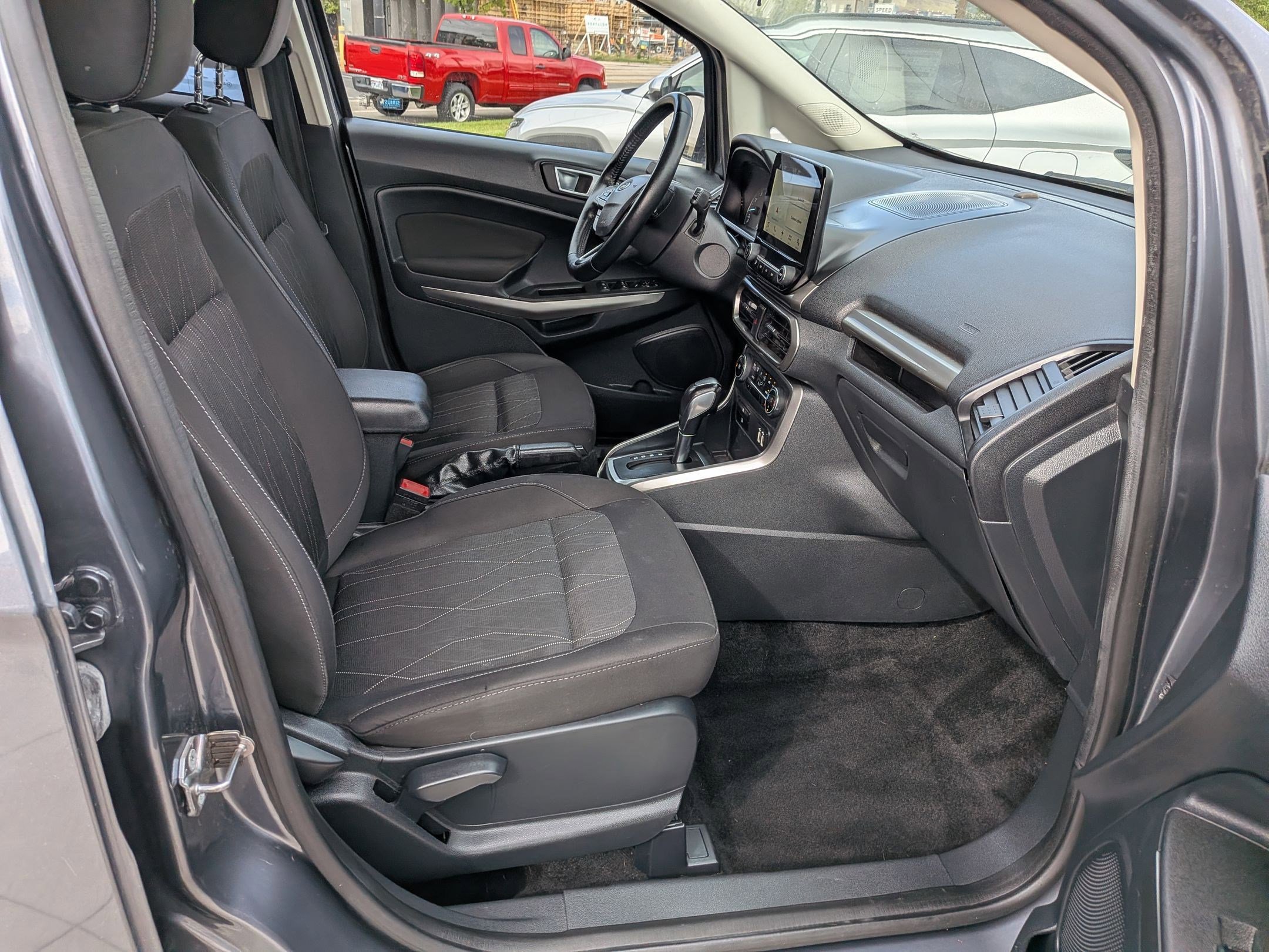 Used 2018 Ford EcoSport SE w/ SE Convenience Package FWD image 30