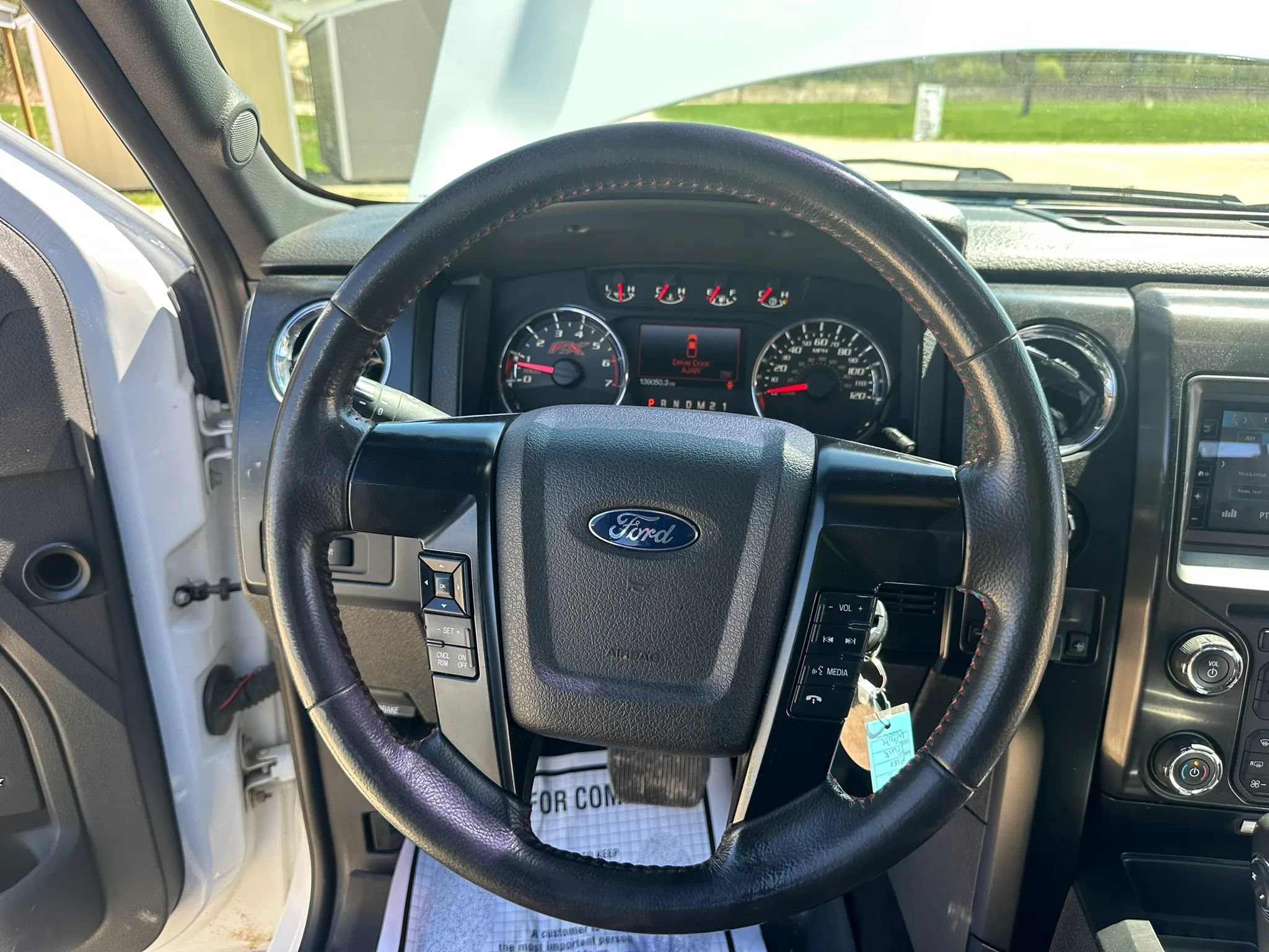 Used 2014 Ford F150 FX4 w/ Equipment Group 402A Luxury AWD/4WD image 16