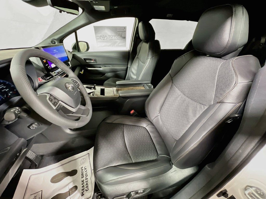 New 2026 Toyota Sienna Limited AWD/4WD image 16