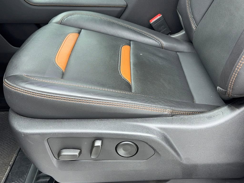 Used 2025 GMC Sierra 1500 AT4 AWD/4WD image 39