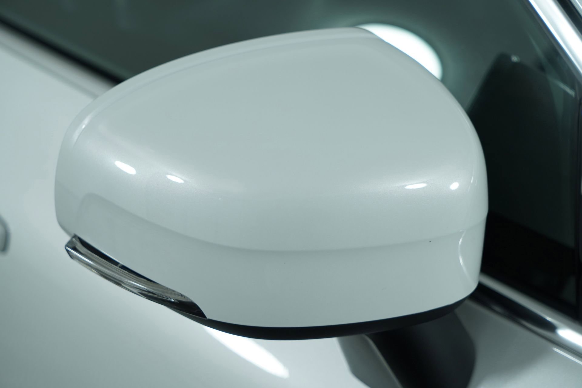 Used 2020 Volvo XC60 T6 Inscription w/ Protection Package Premier image 18