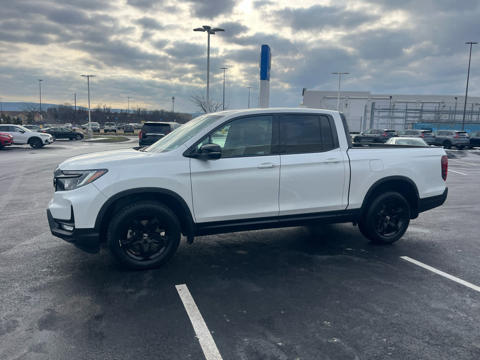 Certified 2023 Honda Ridgeline Black Edition image 7