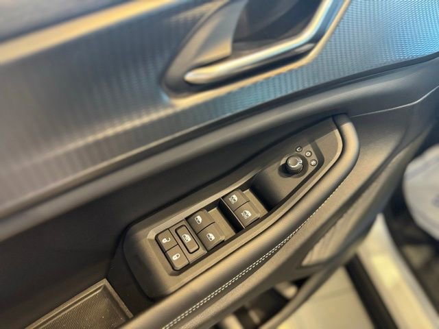 New 2025 Jeep Grand Cherokee L Altitude image 13