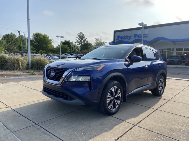 Used 2021 Nissan Rogue SV w/ Premium Package FWD image 4