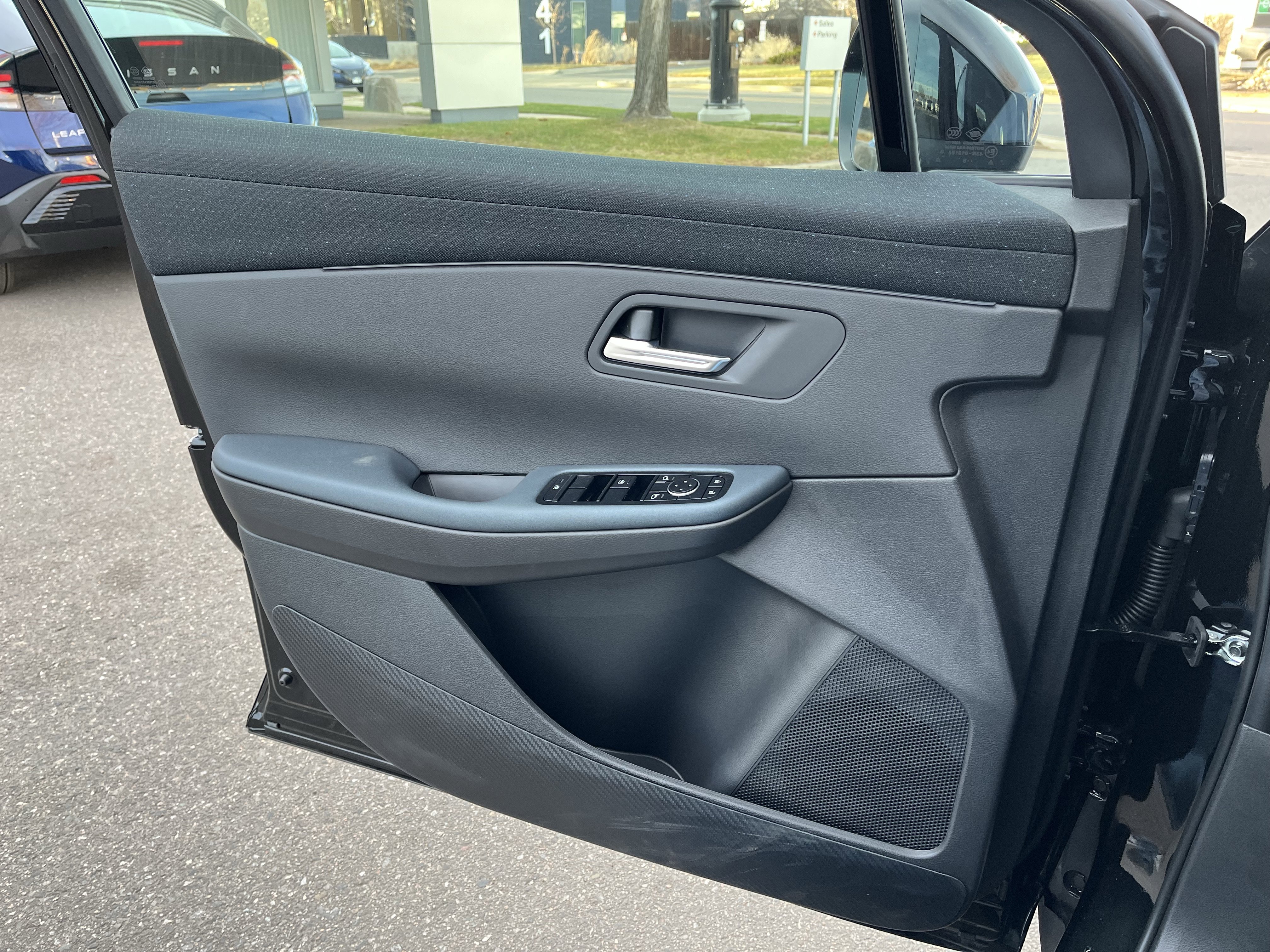 New 2026 Nissan Leaf SV+ w/ Protection Package image 12