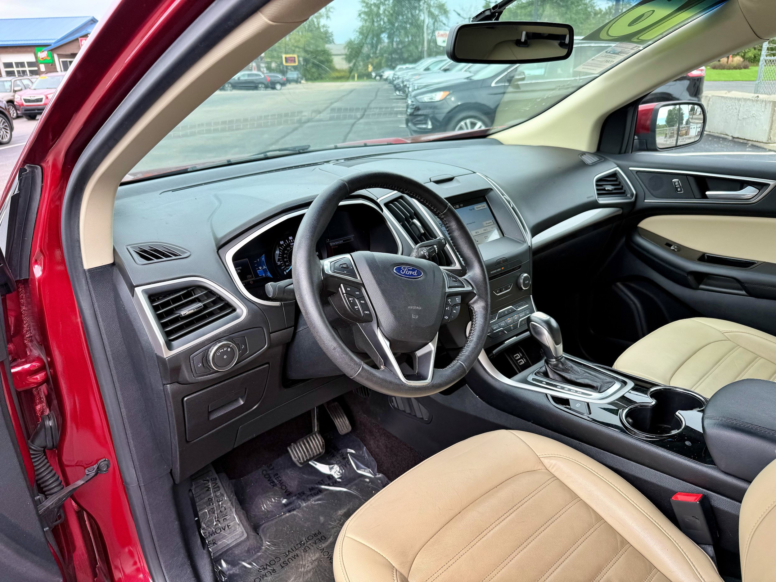Used 2016 Ford Edge SEL w/ Equipment Group 201A AWD/4WD image 13