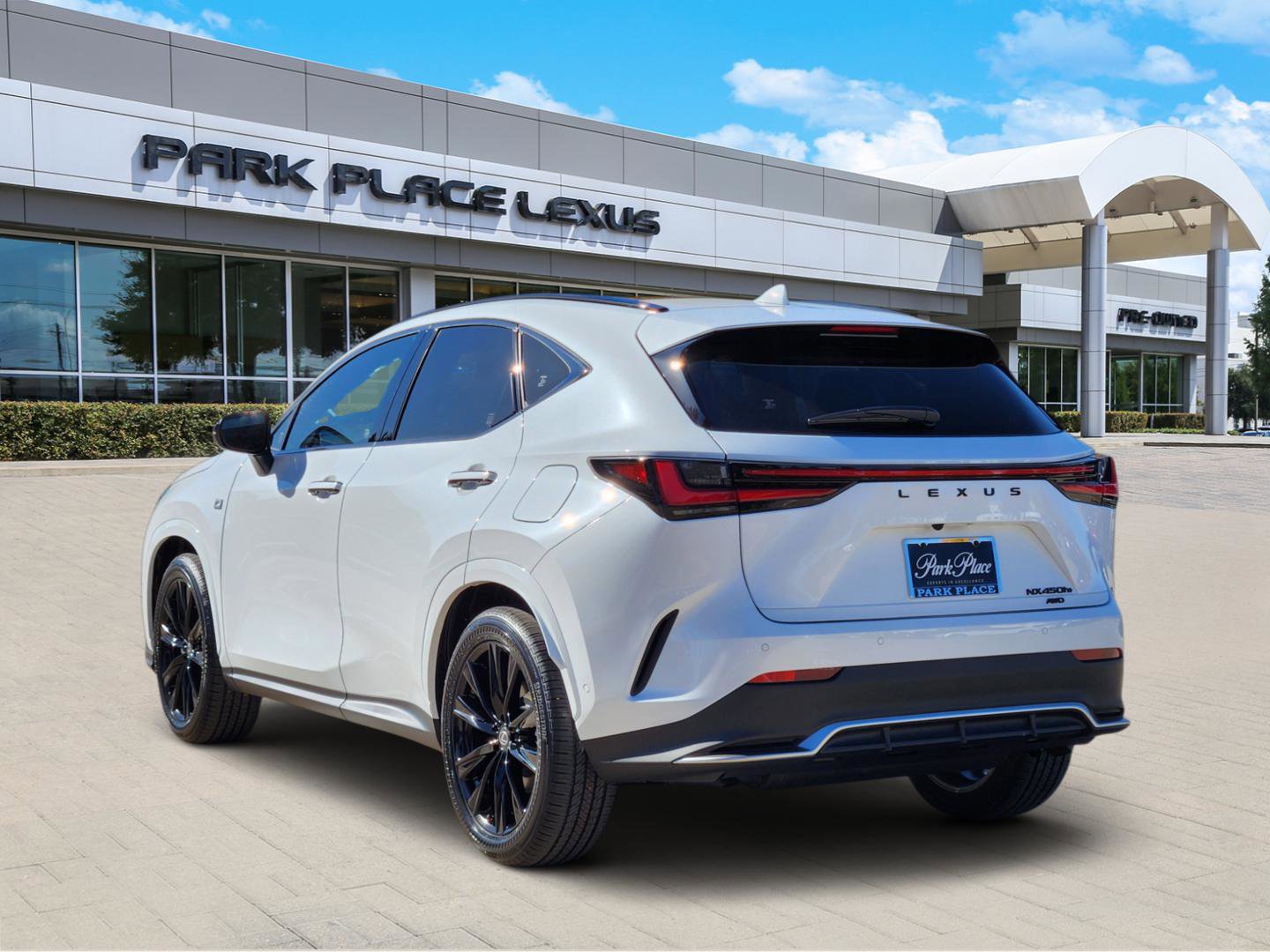 New 2026 Lexus NX 450h+ F Sport image 4