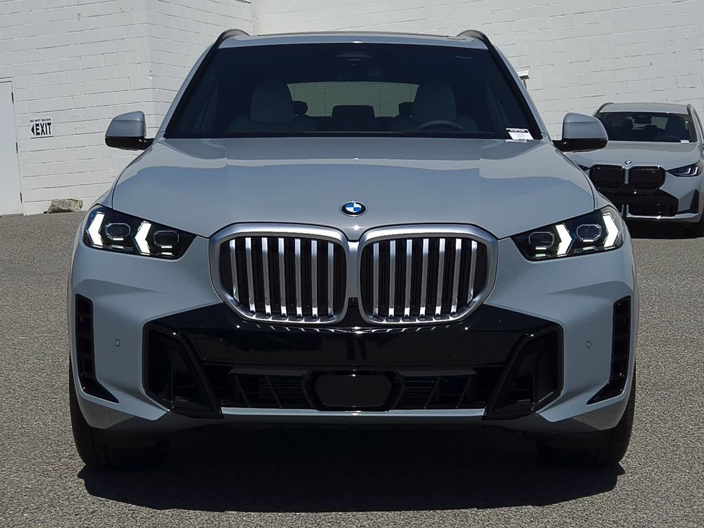 New 2026 BMW X5 sDrive40i w/ M Sport Package RWD image 2