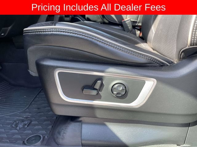 Used 2019 RAM 1500 Laramie AWD/4WD image 22
