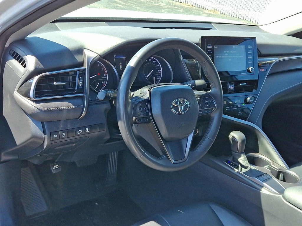 Used 2024 Toyota Camry SE image 25