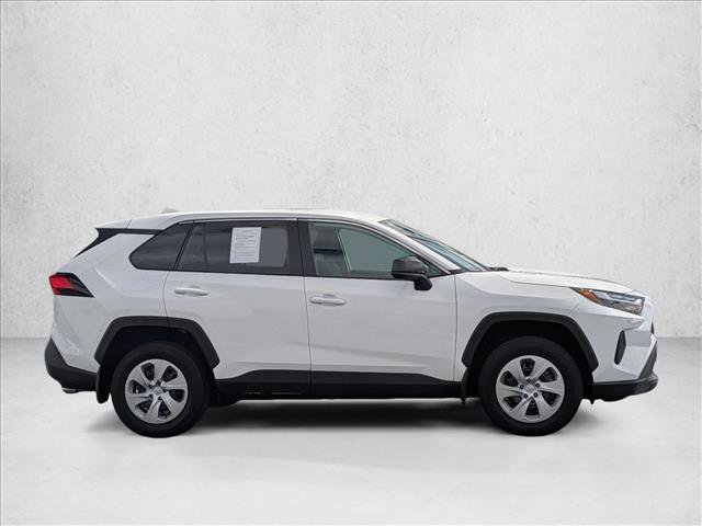 Used 2024 Toyota RAV4 LE AWD/4WD image 4