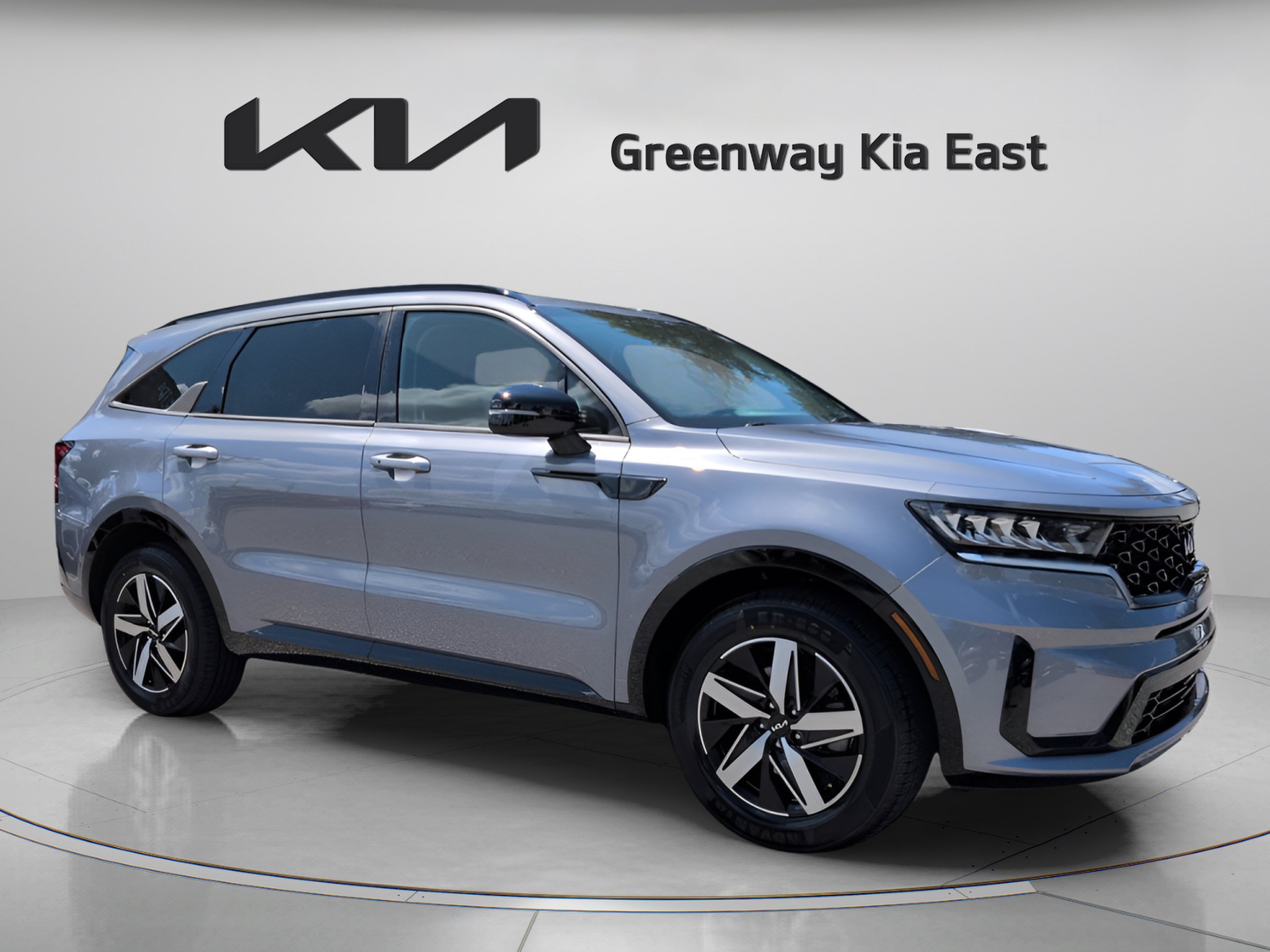 Used 2022 Kia Sorento S FWD image 3