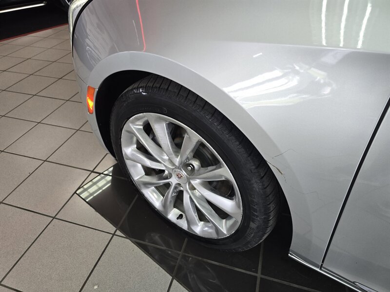 Used 2013 Cadillac XTS Luxury FWD image 33