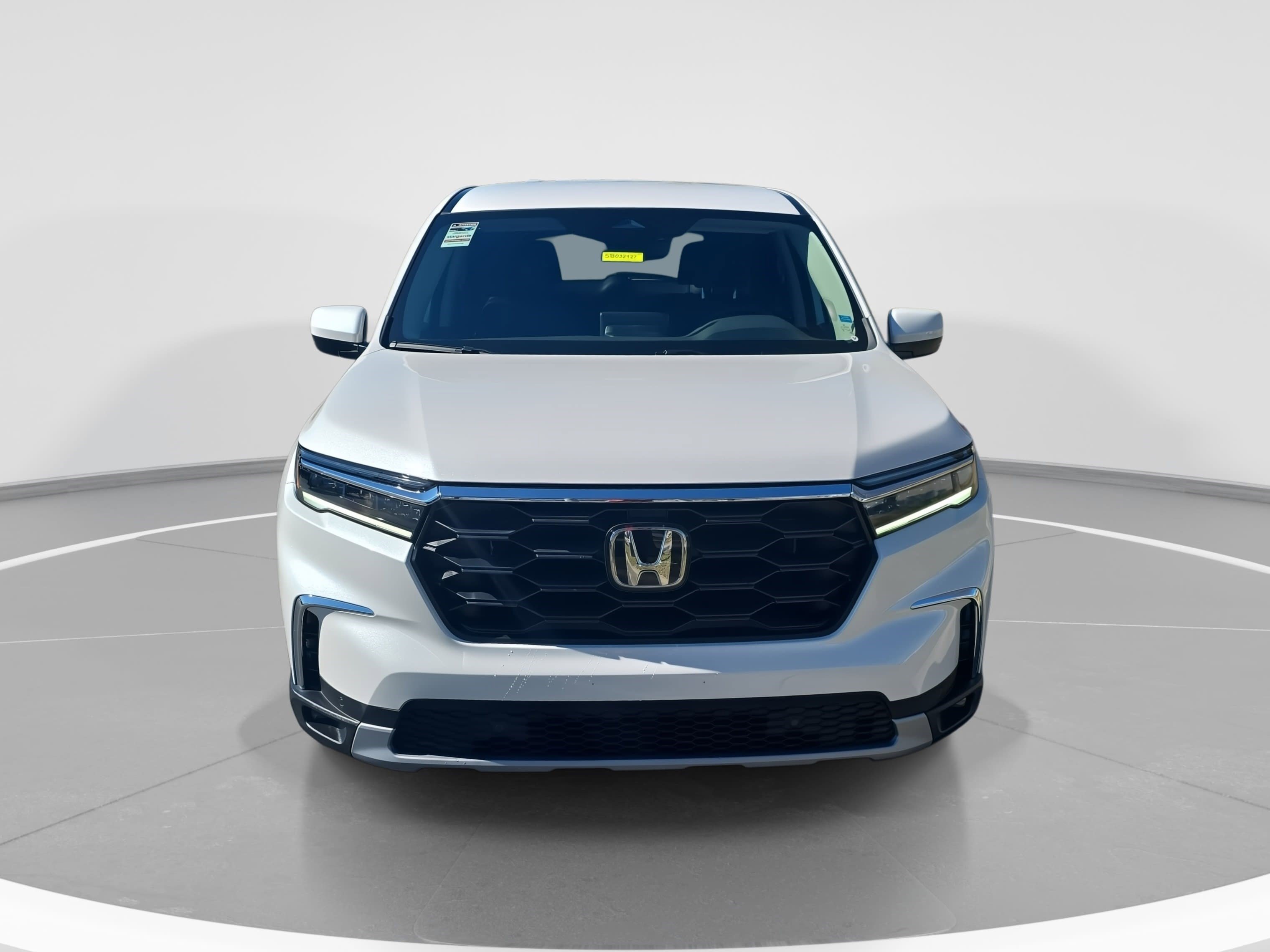 Used 2025 Honda Pilot EX-L image 2