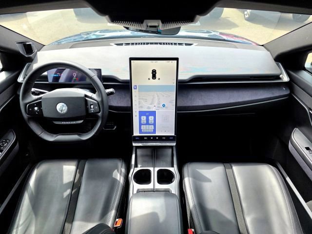 Used 2023 Fisker Ocean One AWD/4WD image 9