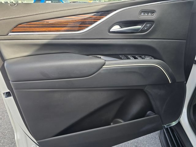 Used 2023 Cadillac Escalade Premium Luxury w/ Performance Package RWD image 23