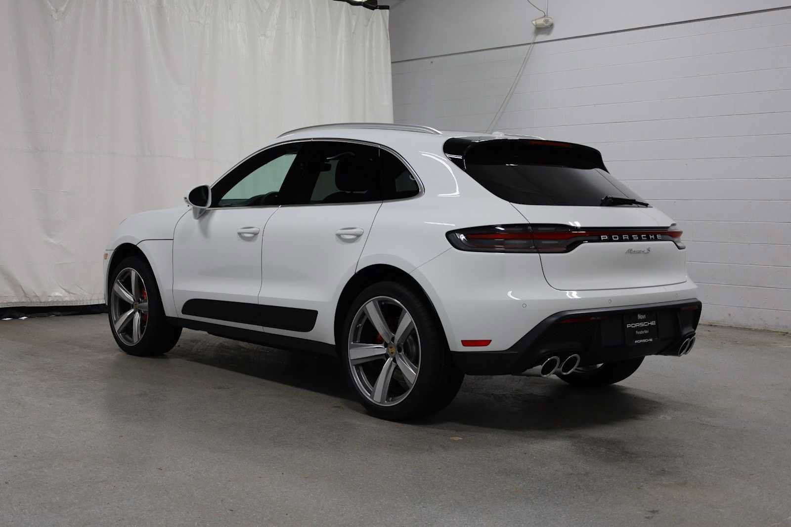 New 2026 Porsche Macan S AWD/4WD image 3
