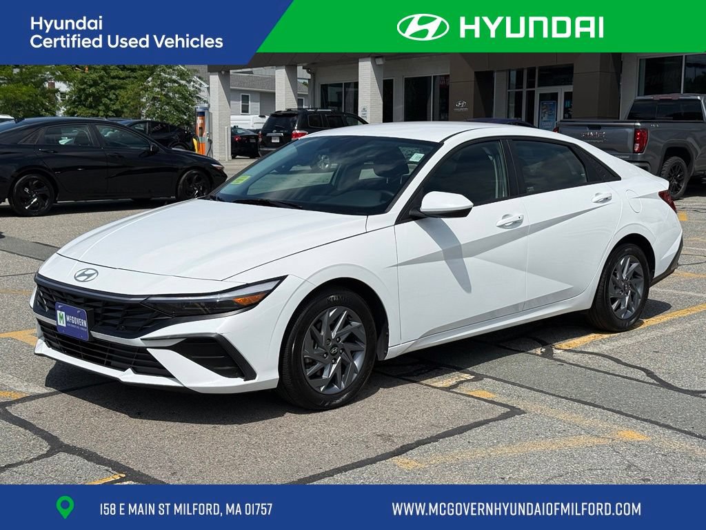 Certified 2024 Hyundai Elantra SEL FWD image 1