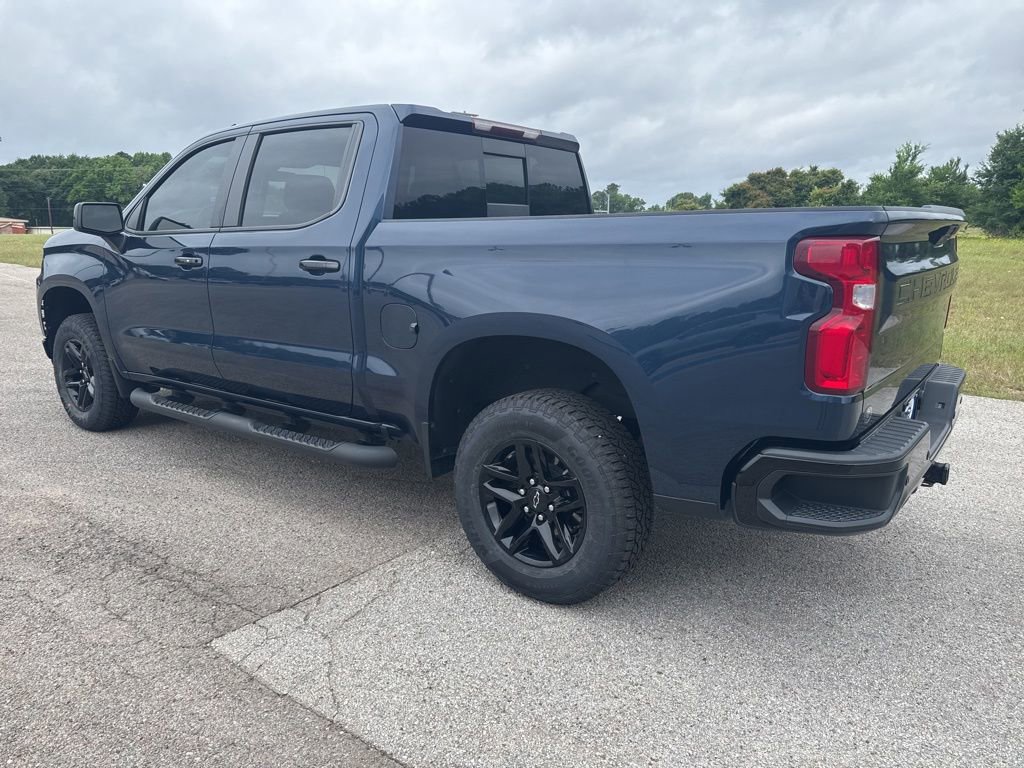 Used 2020 Chevrolet Silverado 1500 LT Trail Boss AWD/4WD image 3