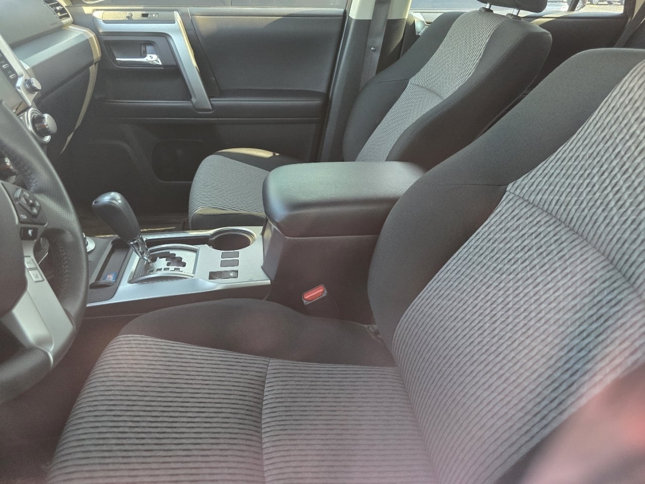 Used 2023 Toyota 4Runner SR5 AWD/4WD image 22