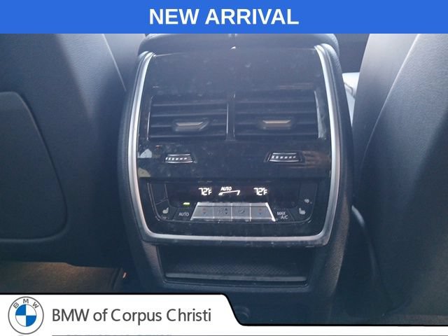 Used 2022 BMW X5 xDrive40i w/ Premium Package AWD/4WD image 14