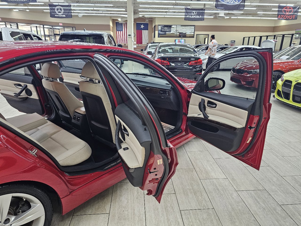 Used 2011 BMW 335i Sedan image 14