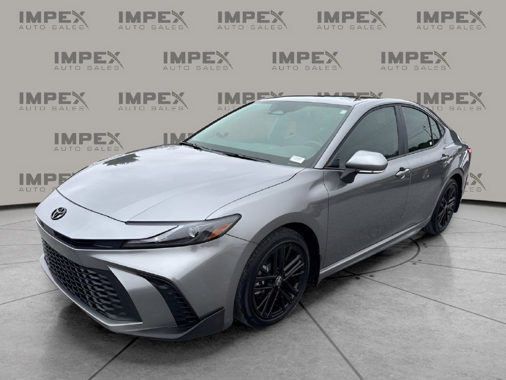 Used 2025 Toyota Camry SE