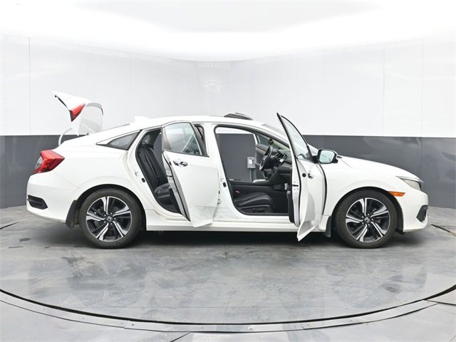 Used 2016 Honda Civic Touring image 52