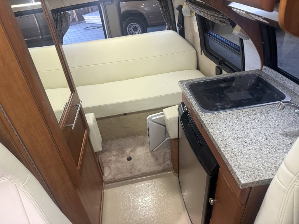 Used 2011 Chevrolet Express 2500 w/ Power Package RWD image 42