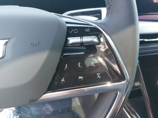 Used 2026 Cadillac Escalade IQ Sport 1 w/ LPO, ONYX Package AWD/4WD image 22