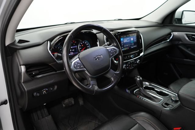 Used 2020 Chevrolet Traverse RS image 16