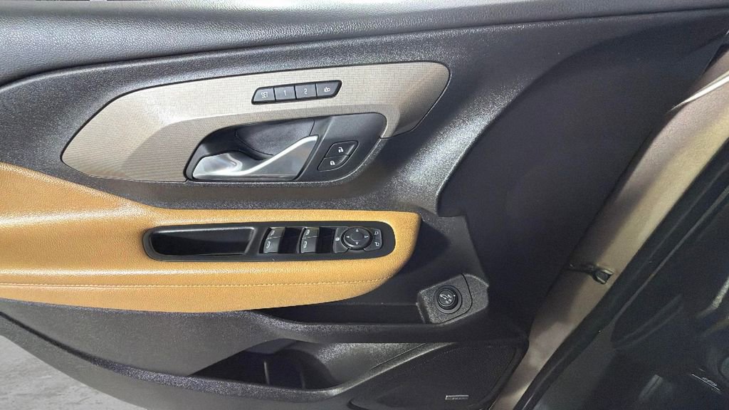 Certified 2018 GMC Terrain SLT w/ Preferred Package FWD image 24