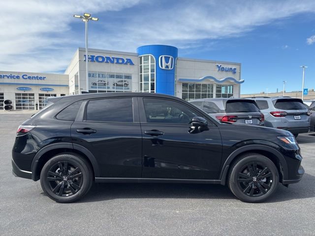 New 2026 Honda HR-V Sport image 2