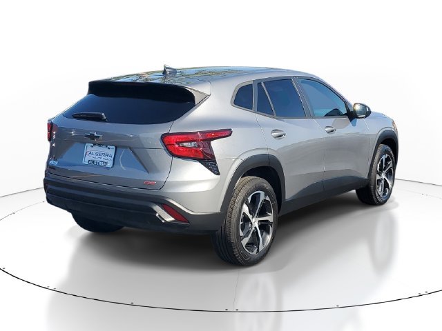 Certified 2024 Chevrolet Trax RS w/ Sunroof Package FWD image 4
