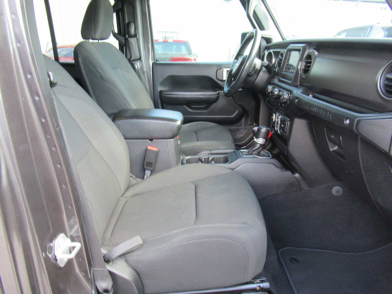 Used 2019 Jeep Wrangler Unlimited Sport S image 17