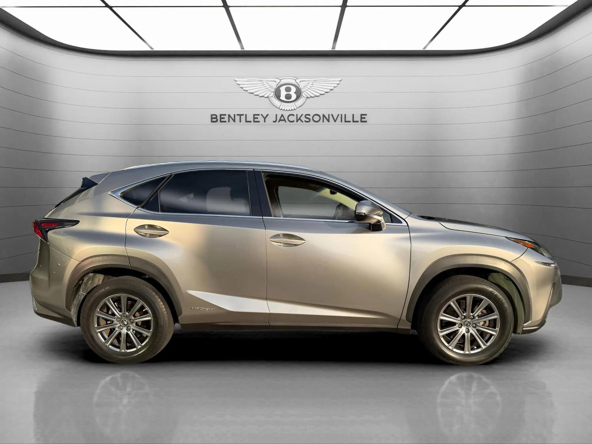 Used 2019 Lexus NX 300h AWD image 5