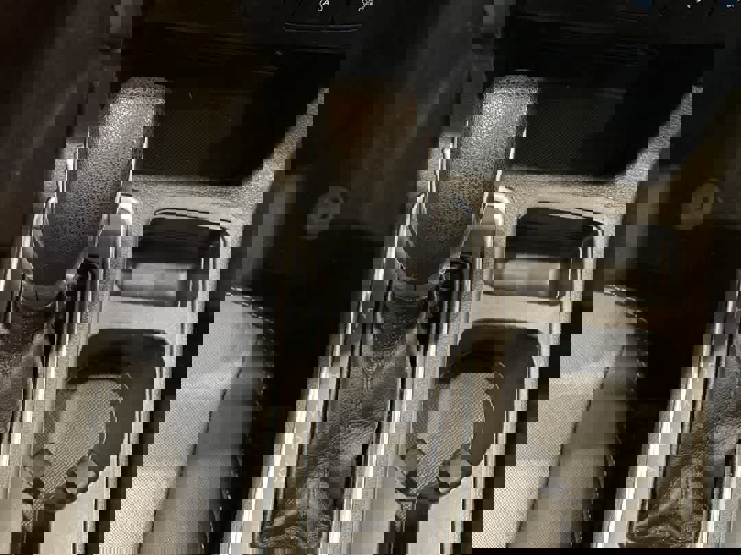 Used 2019 Ford Escape SE image 22