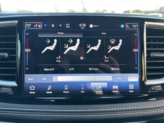 Certified 2024 Chrysler Pacifica Select image 43