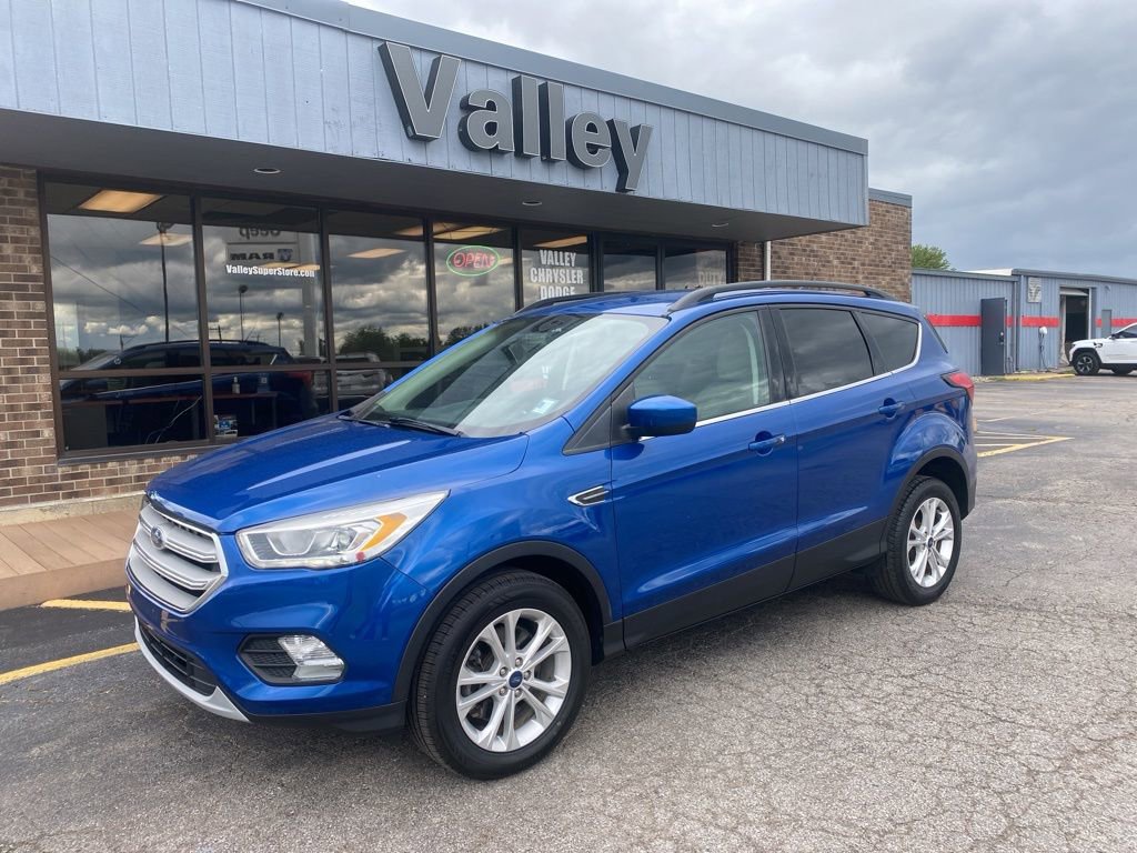 Used 2019 Ford Escape SEL image 4