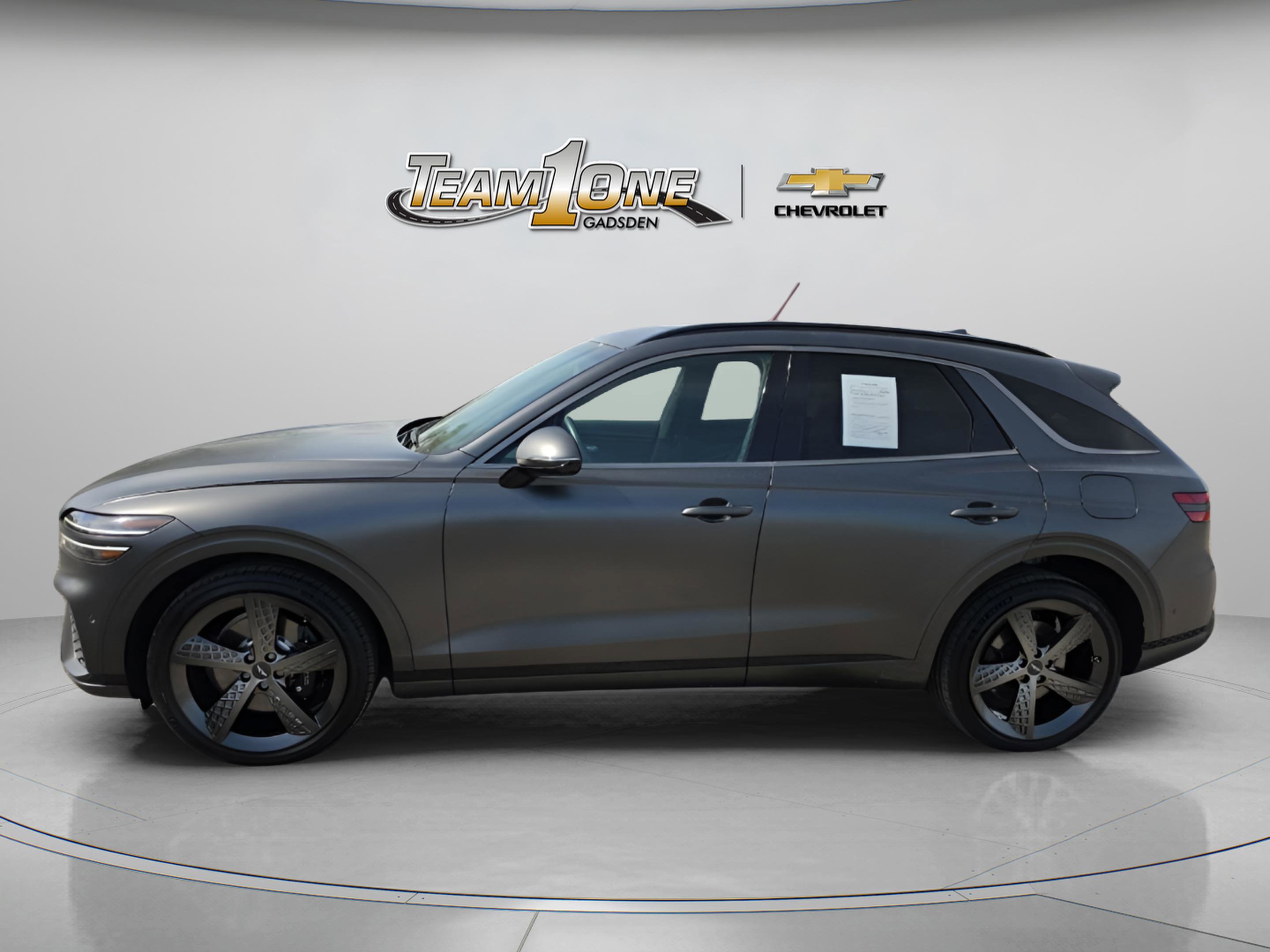 Used 2024 Genesis GV70 2.5T w/ Sport Prestige Package image 5